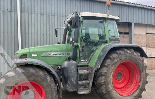Foto van Tractor-Fendt 716