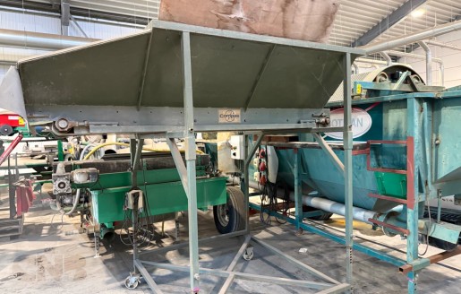 Foto van Aanvoerbunker-Compas