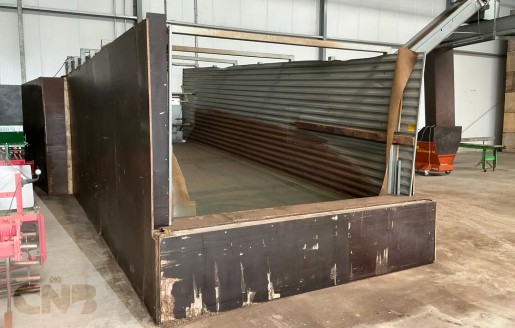 Foto van Grondbunker met transportbanden-Heto